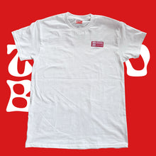 Lade das Bild in den Galerie-Viewer, TUTTO BENE 2026 Shirt
